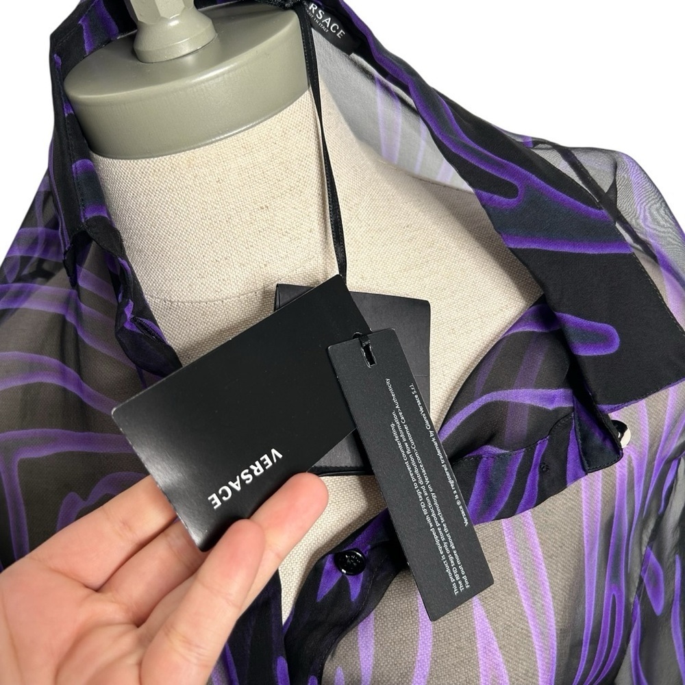VERSACE Printed Silk Chiffon Shirt Black Orchid Purple Button Down Shirt Size 10 - Picture 9 of 14